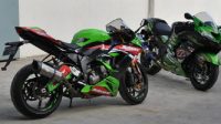 Duet Moge Kawasaki ZX Tampil Bagaikan Pembalap Superbike