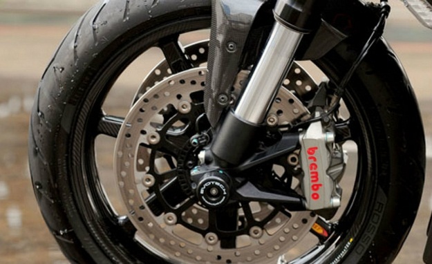 Modifikasi Ducati Diavel, Semakin Mewah Dengan Balutan Carbon 200 Jutaan