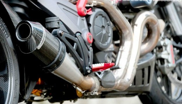 Modifikasi Ducati Diavel, Semakin Mewah Dengan Balutan Carbon 200 Jutaan