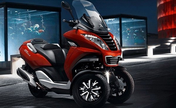Spesifikasi dan Berbagai Fitur Peugeot Metropolis Yang Bermesin 400 cc